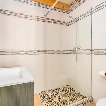 De La Luz By Βίλα